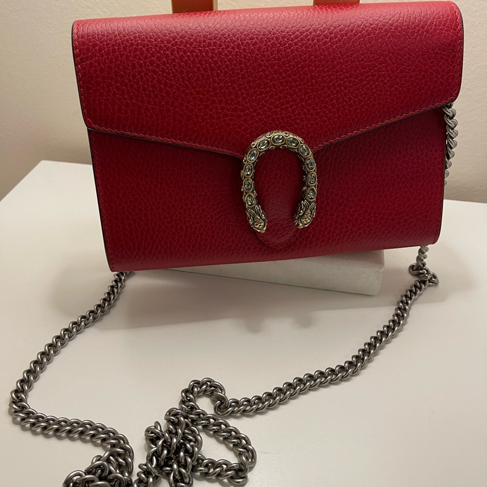 Gucci Dionysus leather mini chain bag